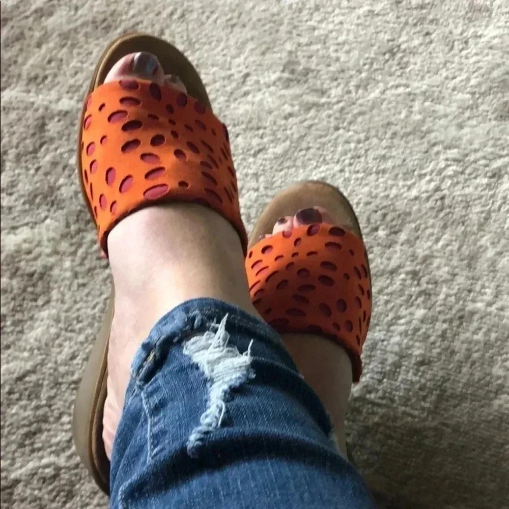 Sz8 Orange & Pink Aerosoles Sandals - Picture 6 of 7
